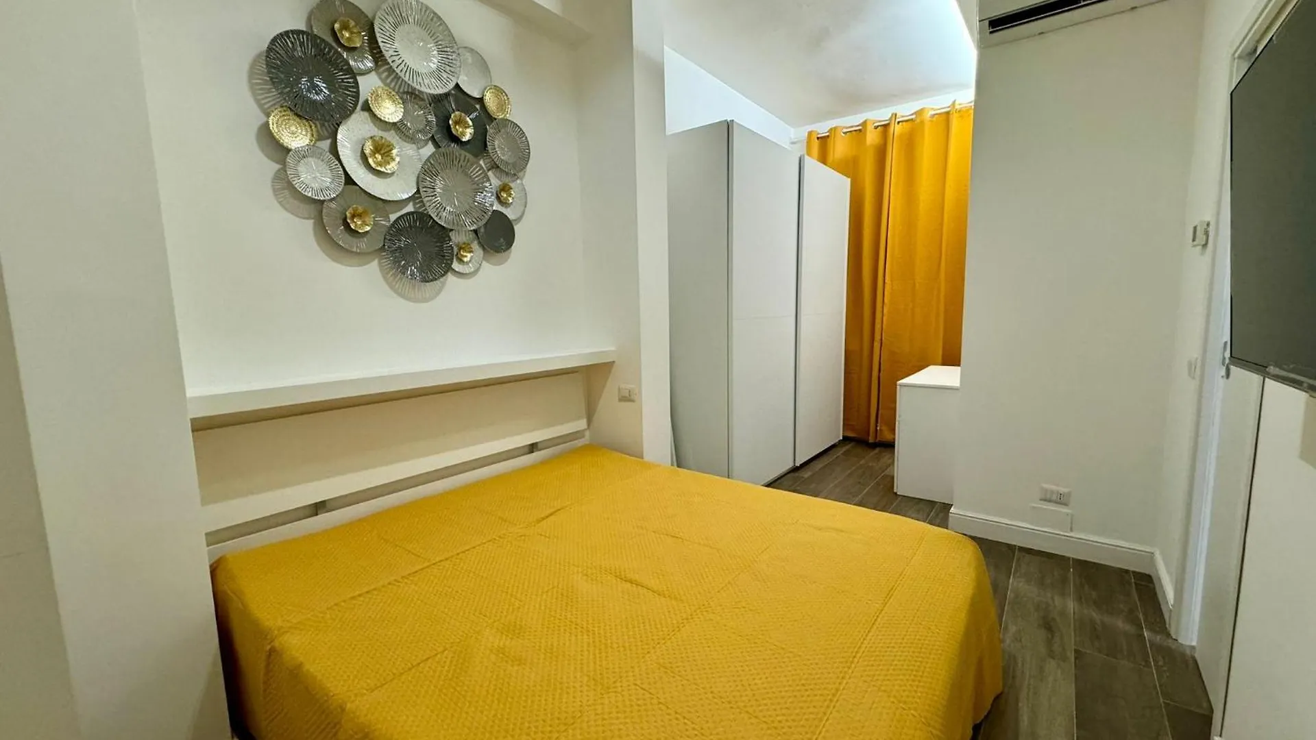 Vivi L'Attimo Apartment Rome 0*,  Italy